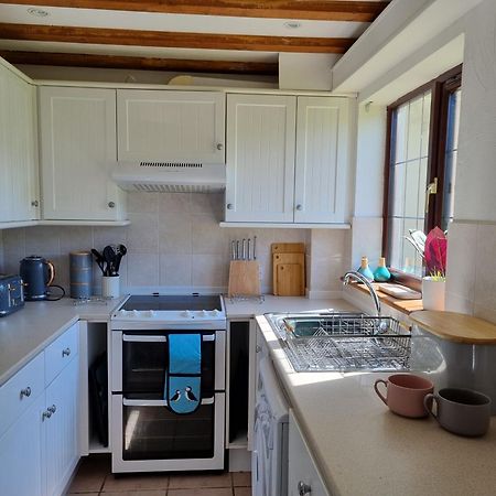 Sandpiper Cottage: Cosy Home Near The Beach Woolacombe Buitenkant foto